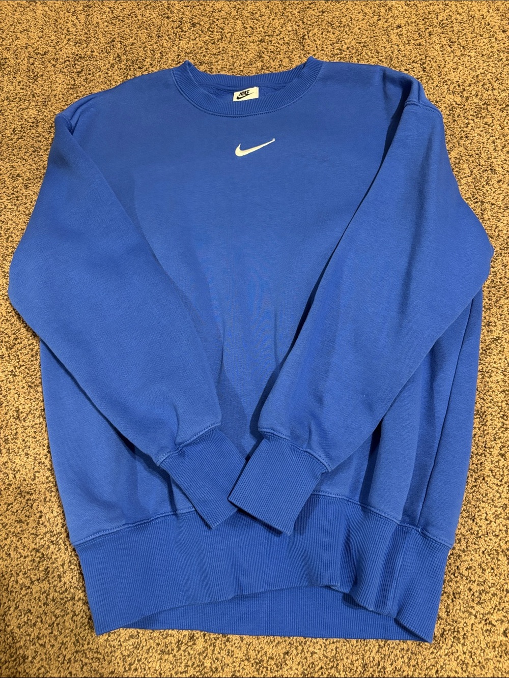 Nike Women’s oversized Royal Blue Crewneck Sweatshirt